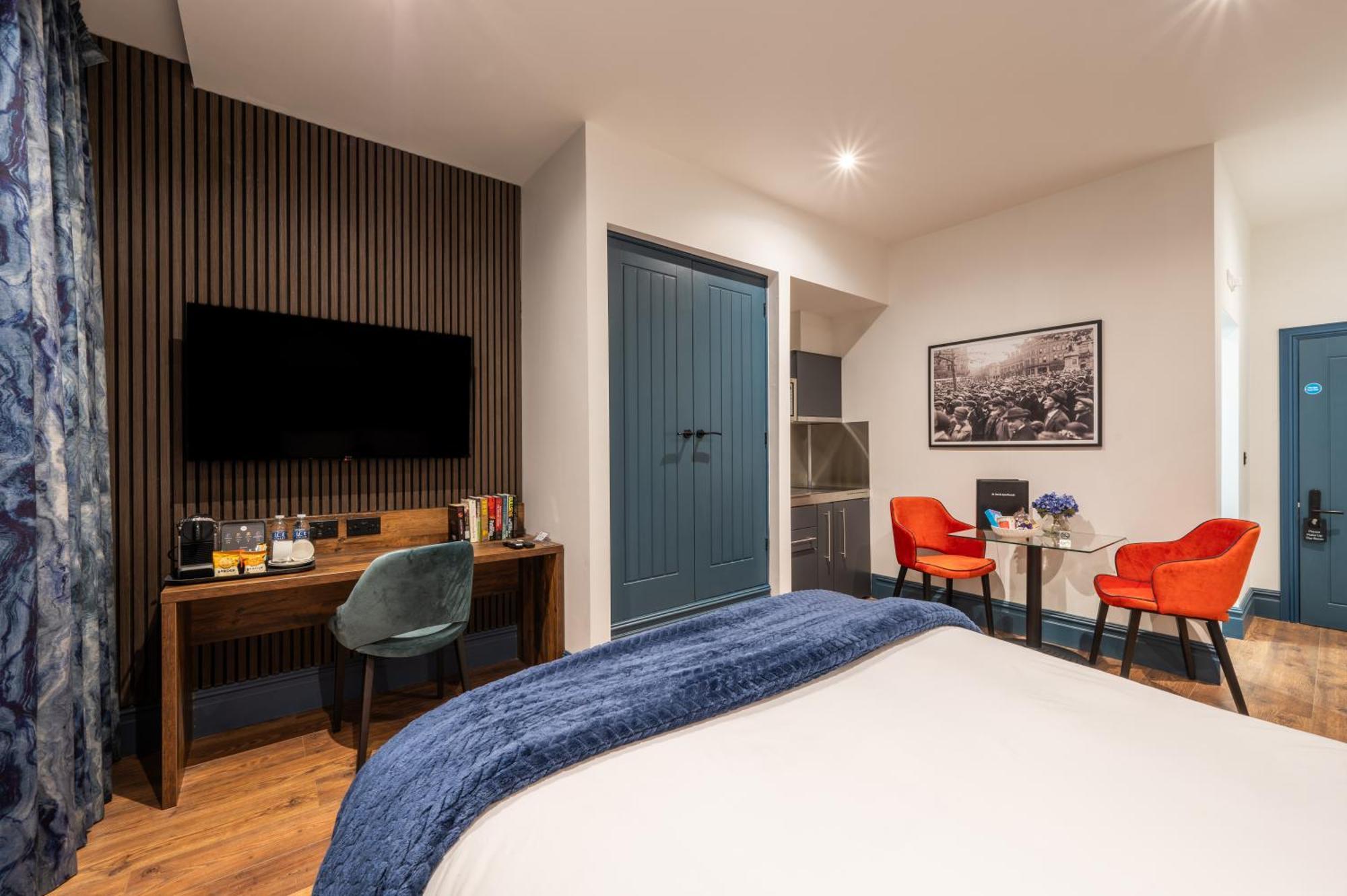 The Old Lyric Hall - A St David Aparthotel 배로우인퍼니스 외부 사진